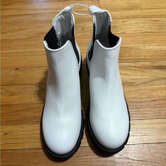 Steve Madden | Howler Chelsea Boot - Picture 4 of 8